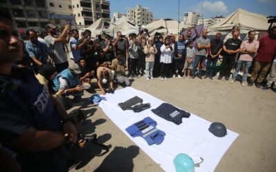 Más de 200 antiguos embajadores y ex altos cargos instan a la UE a adoptar medidas “inmediatas” contra Israel