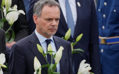 Dimite el ministro de Exteriores de Países Bajos al bloquear el Gobierno la adopción de sanciones contra Israel