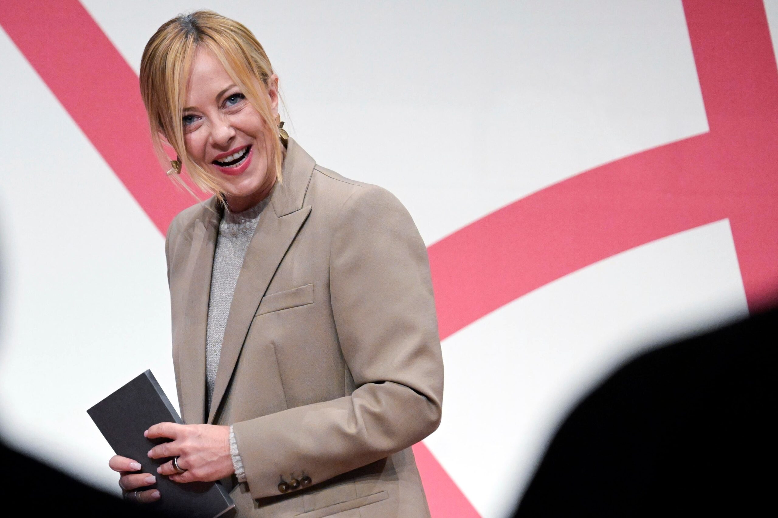 Meloni supera su primera prueba electoral en una exigente serie de seis comicios regionales en dos meses