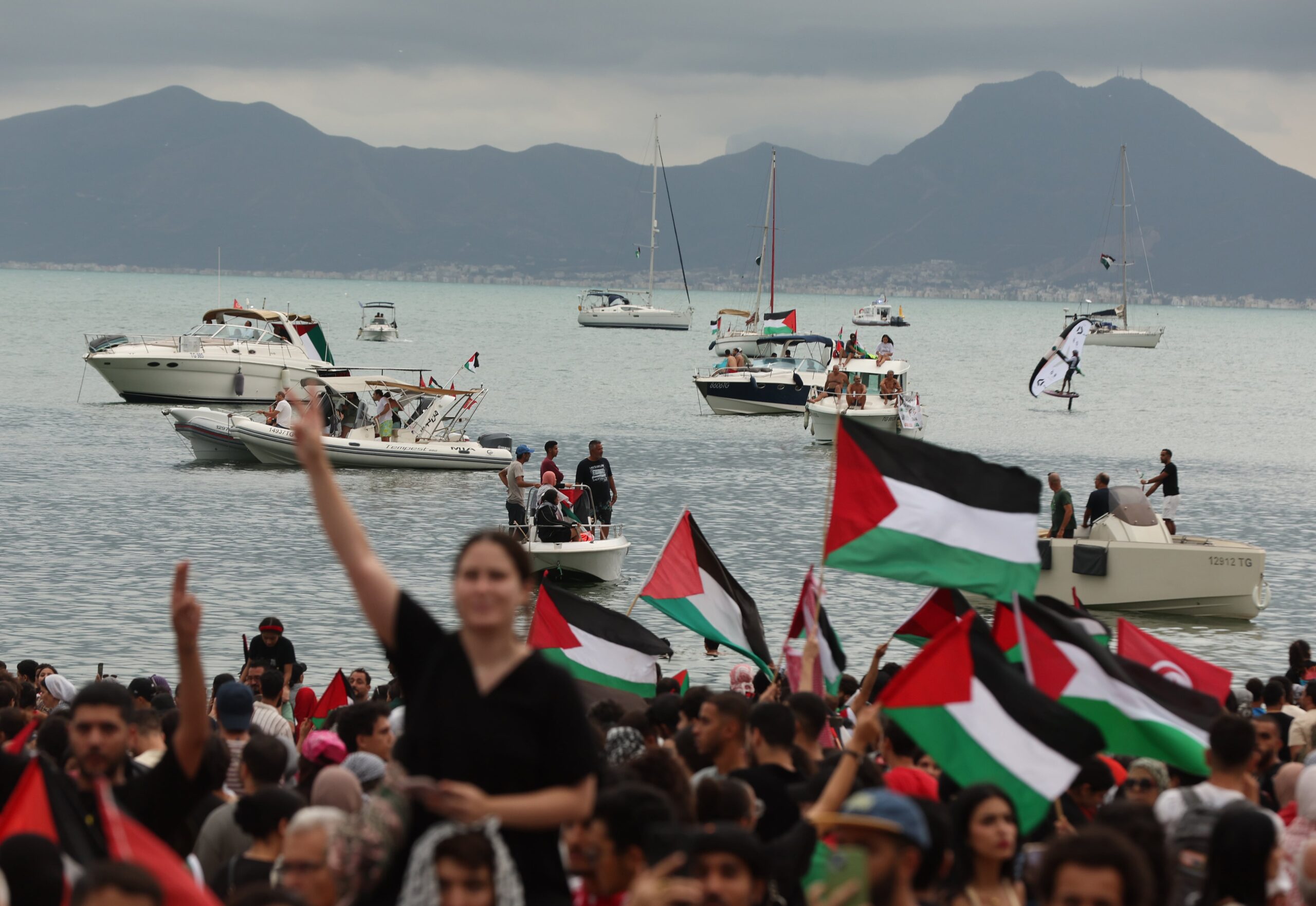 La flotilla con ayuda a Gaza encara el tramo final de su travesía mientras Israel endurece el tono contra sus integrantes