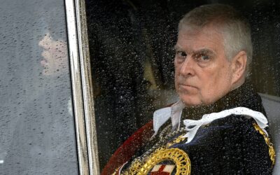 Carlos III de Inglaterra fuerza al príncipe Andrés a renunciar a sus títulos para frenar el deterioro de la Corona