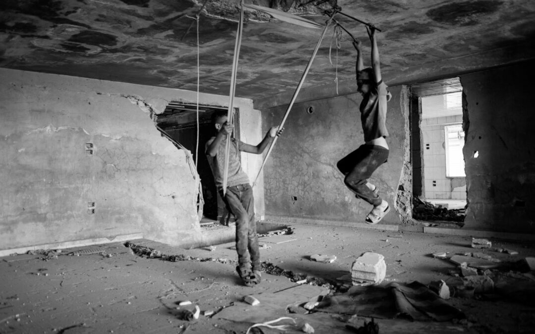 De la guerra a tu casa: cómo la chatarra de los conflictos bélicos alimenta la industria del acero