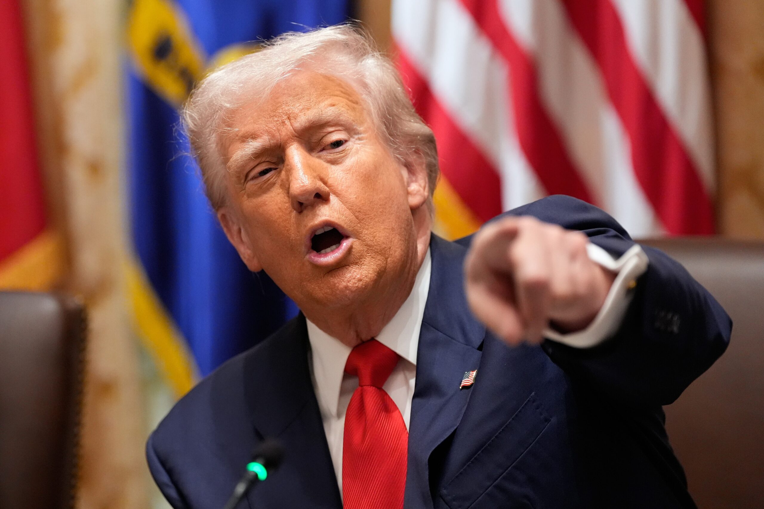 El presidente que juega al Monopoly con la política internacional