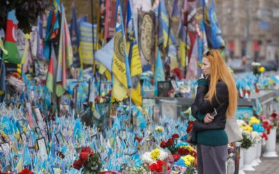 Bruselas busca fórmulas para desencallar el salvavidas financiero para Ucrania