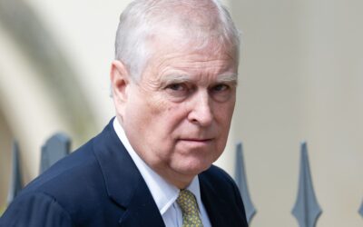 El rey Carlos de Inglaterra quita a su hermano Andrés el título de príncipe