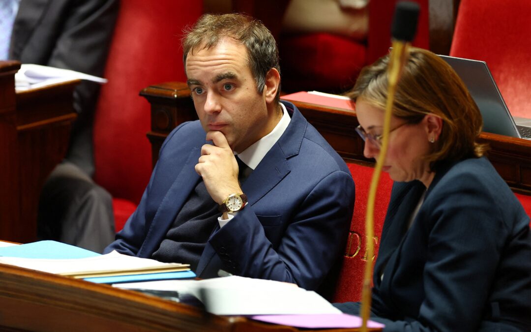 Lecornu se queda sin apenas margen para aprobar un presupuesto y mantener su Gobierno