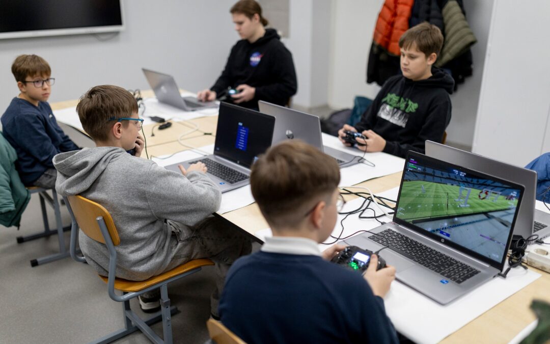 Clases de drones para niños: la última iniciativa de Lituania para hacer frente a la amenaza rusa