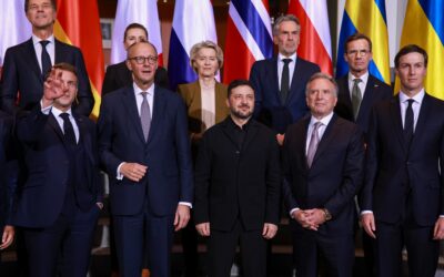 EE UU y Europa prometen garantizar la seguridad de Ucrania tras un futuro alto el fuego