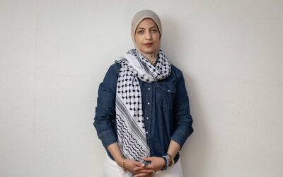 Youmna El Sayed, reportera palestina: “Mi familia me dijo que tenía que elegir ser periodista o madre”