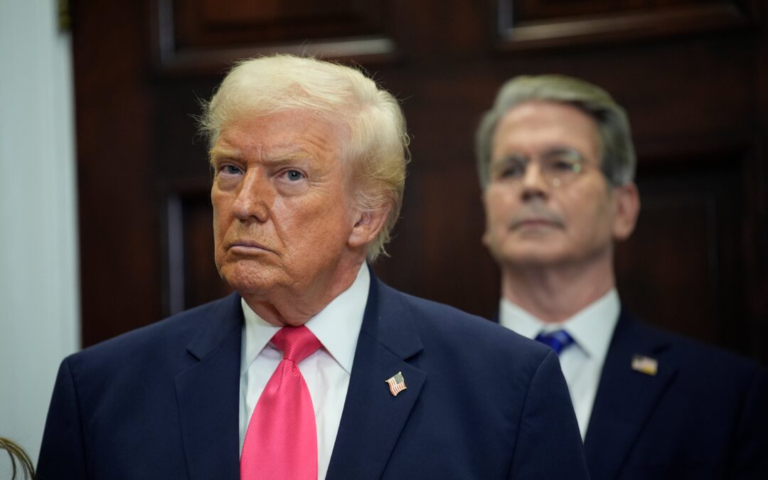 Trump aprueba una norma para favorecer a los coches de combustión sobre los eléctricos