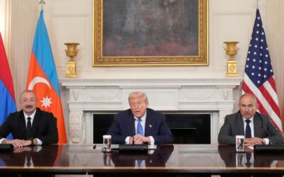 Armenia y Azerbaiyán escenifican el acuerdo de paz de Trump con tímidos intercambios comerciales