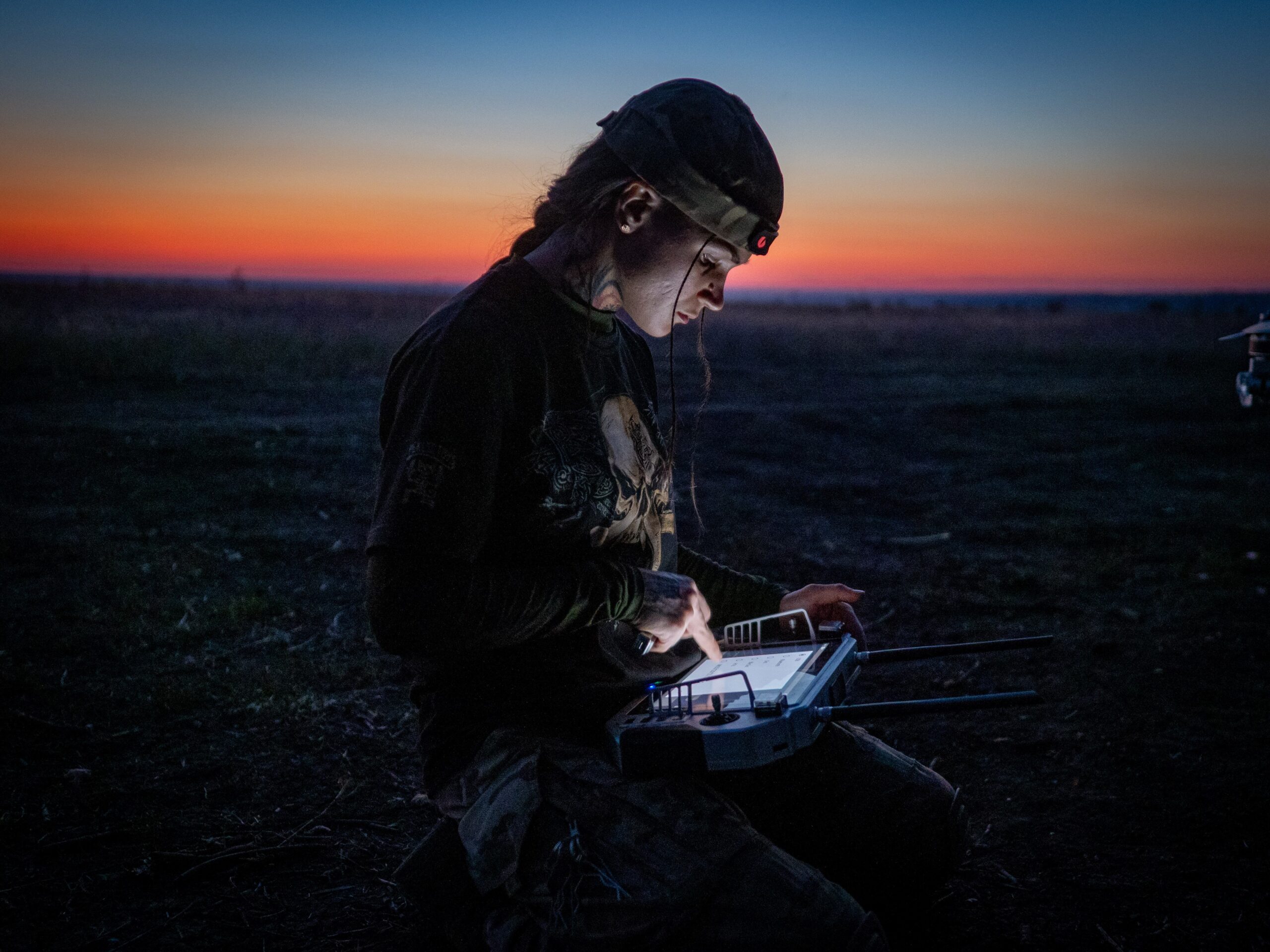 De cocinera a francotiradora: las ucranias luchan por la igualdad en el ejército