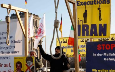 Una campaña de donaciones salva de la horca a una víctima de violencia machista en Irán al reunir el ‘dinero de sangre’