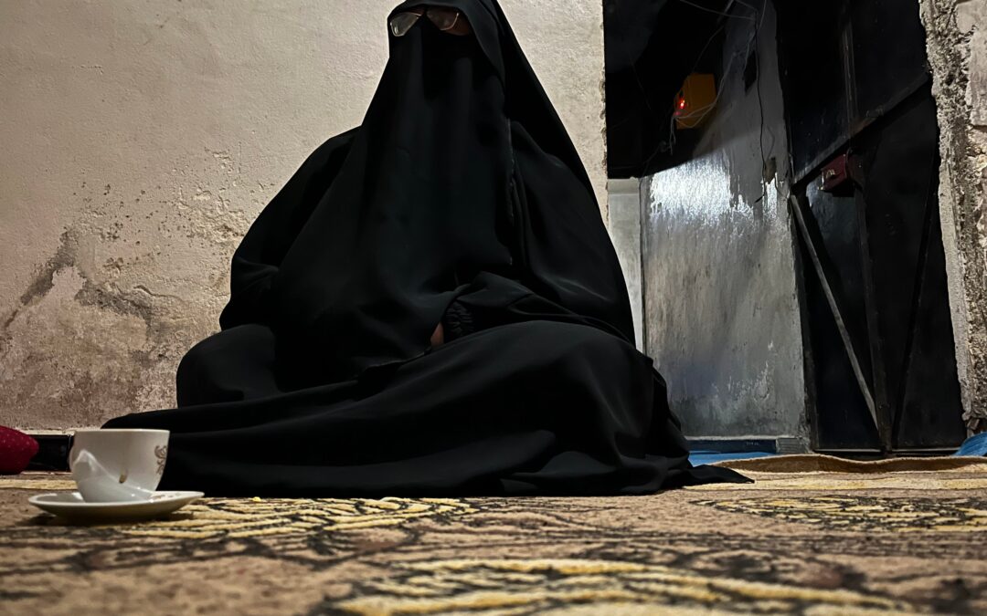 Liberados del campamento sirio de Al Hol que acaba de controlar el ejército: “Para los guardas, todos éramos terroristas”