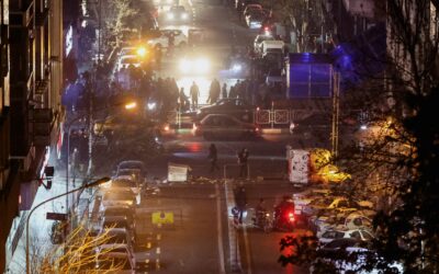 Pagar el aceite a plazos o dormir en las azoteas: el colapso económico, la chispa que ha incendiado Irán