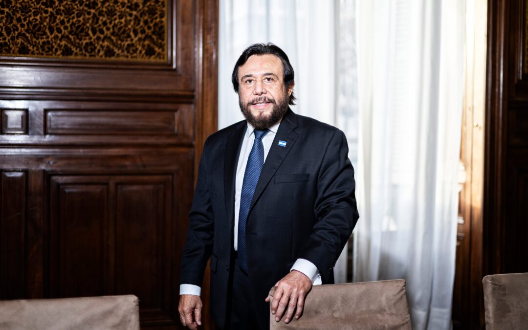 Félix Ulloa, vicepresidente de El Salvador: “La gente quiere el estado de excepción de Bukele, se siente protegida”