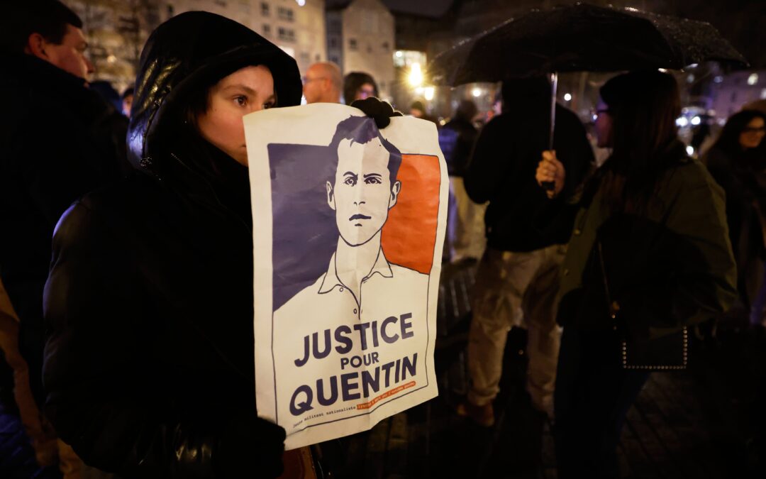 La Joven Guardia vinculada al partido de Mélenchon, un movimiento ilegalizado y violento