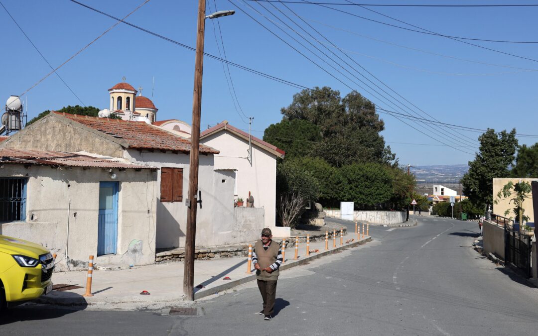 Akrotiri, un pueblo fantasma en Chipre por la amenaza de la guerra en Oriente Próximo