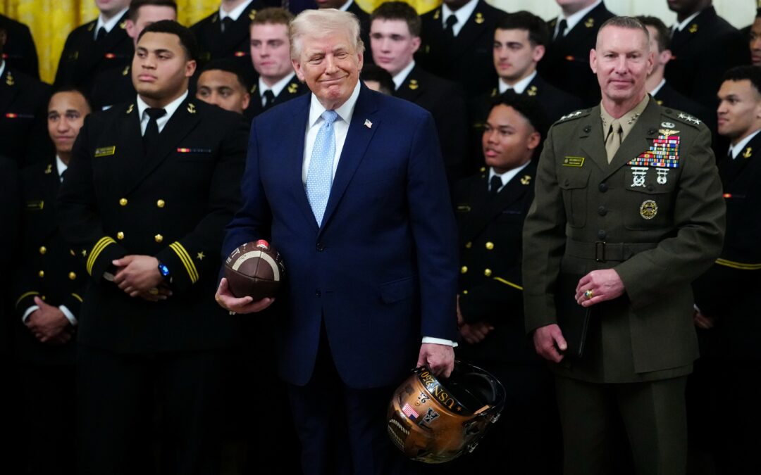 Estados Unidos redobla su presencia militar en el Golfo y envía miles de ‘marines’