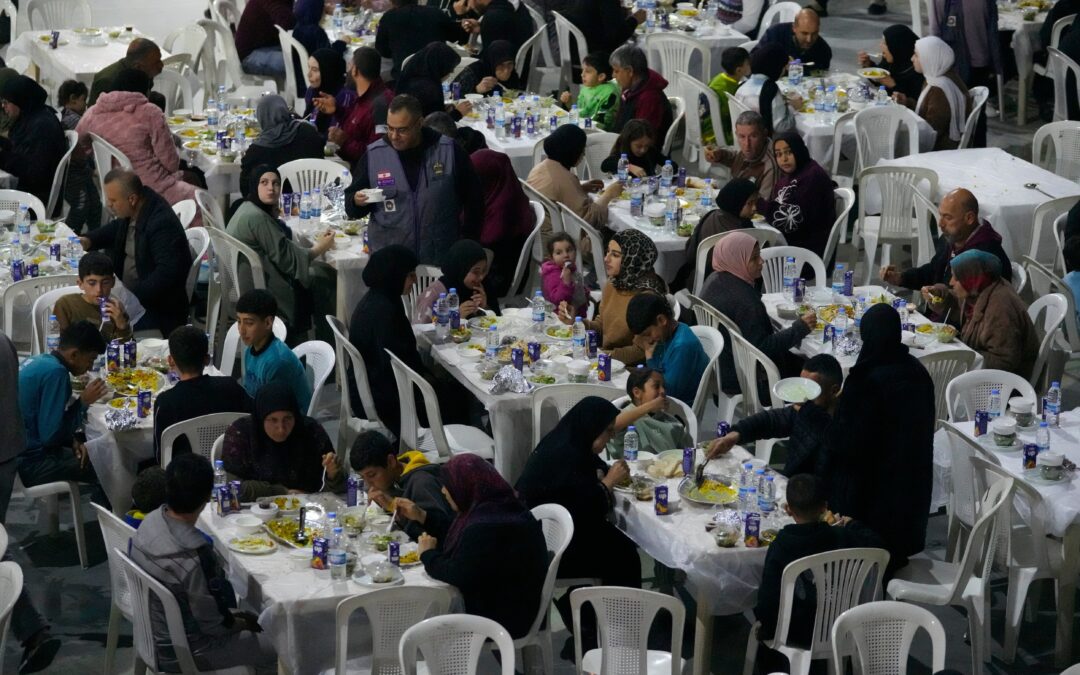 Centenas de miles de libaneses huyen de los ataques de Israel: “¿Qué he hecho yo para terminar en la calle?”