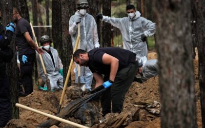 Ocho policías para 3.000 casos: el reto de investigar los crímenes de guerra en Ucrania