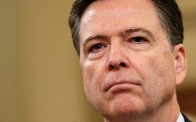 El Departamento de Justicia imputa al exdirector del FBI James Comey por supuestas amenazas de muerte contra Trump