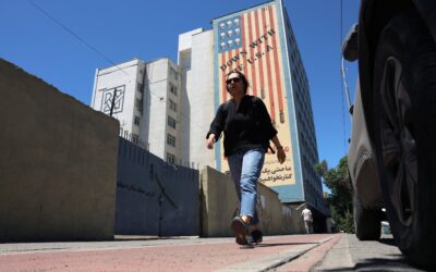Irán y Estados Unidos intercambian amenazas mientras intensifican sus negociaciones