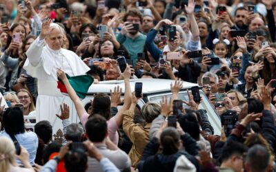León XIV cumple un año convertido en antagonista moral de la ultraderecha