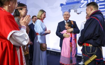 La crisis económica erosiona la masiva popularidad de Putin