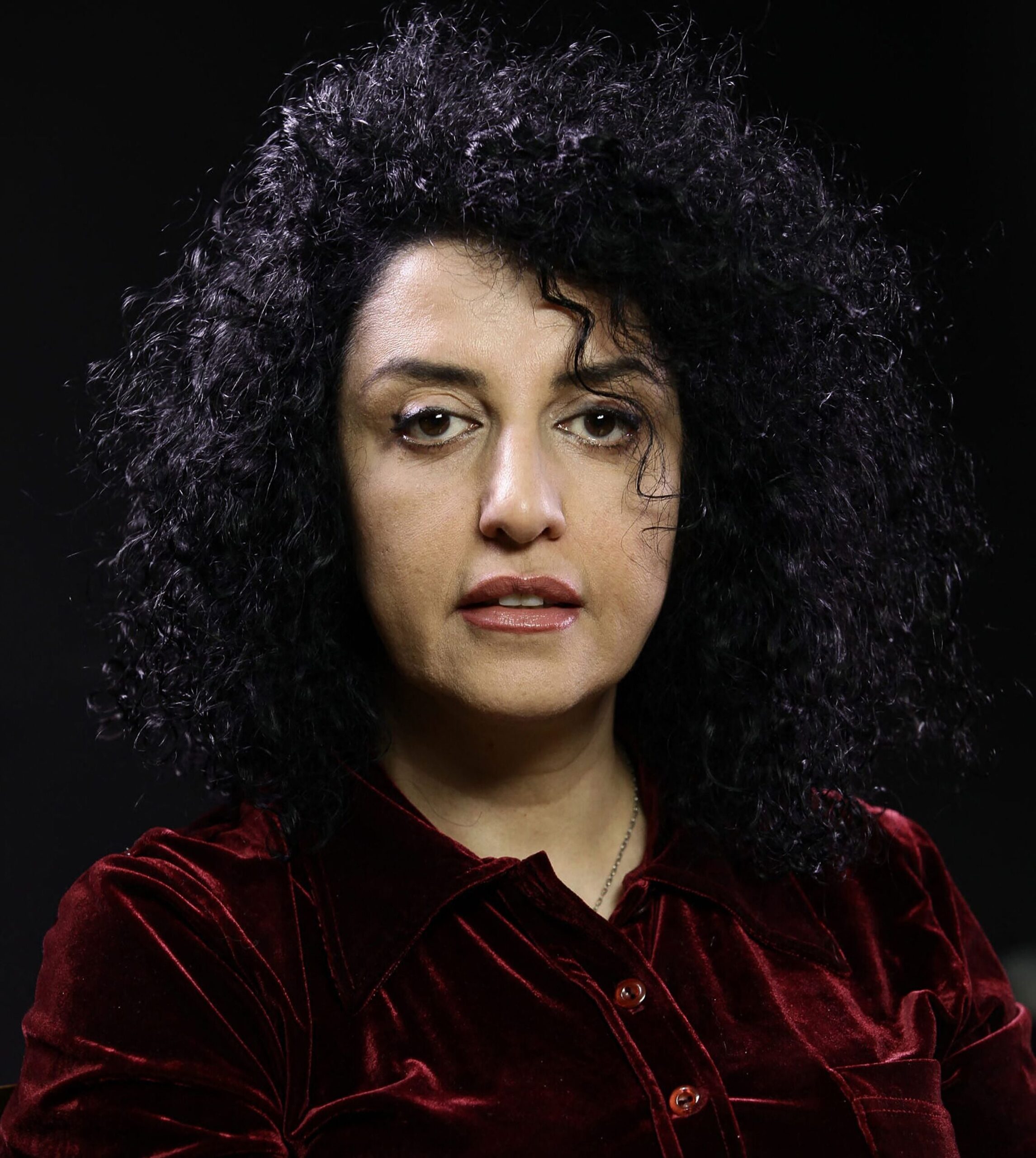 “Muérase, señora Narges Mohammadi, pero fuera de la cárcel”: la mujer que el régimen iraní no consiguió silenciar