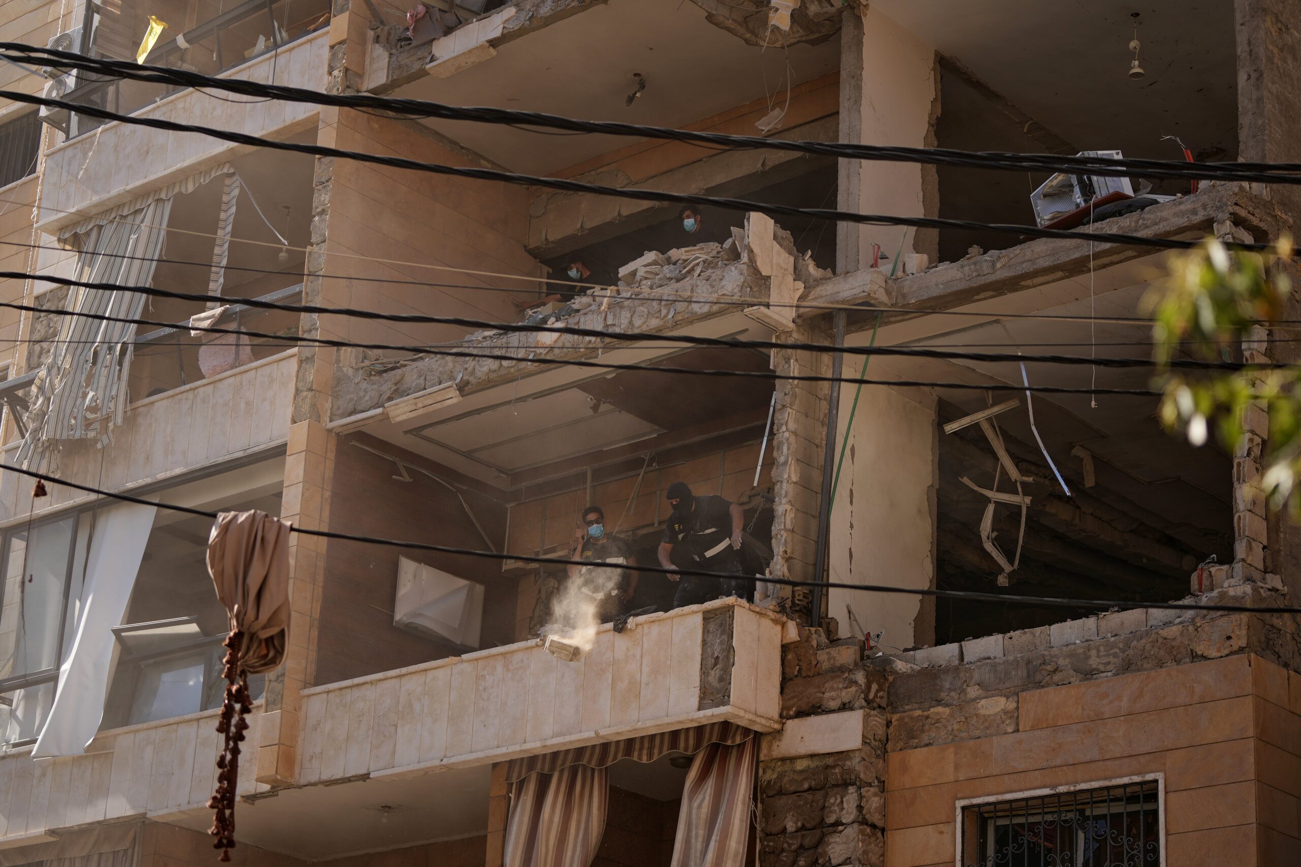 La guerra permanente de los suburbios de Beirut: “Me iría a otro planeta si eso me diera paz”