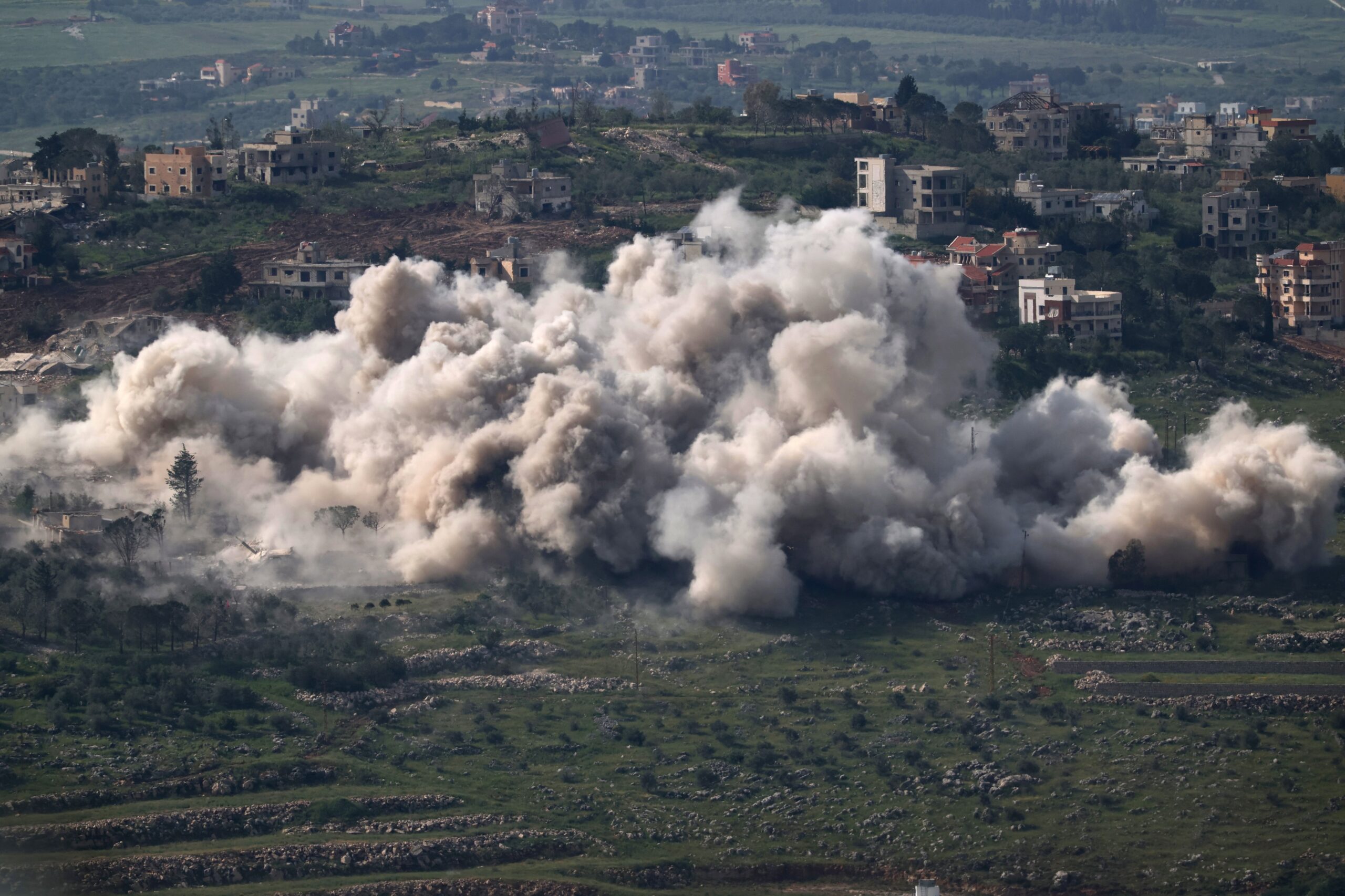 La ofensiva israelí en el sur de Líbano: 2.900 muertos, 36.000 casas destruidas y 1,4 millones de desplazados