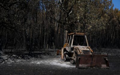 La reactivación en algunas zonas del incendio del suroeste de Francia obliga a evacuar a 4.000 turistas