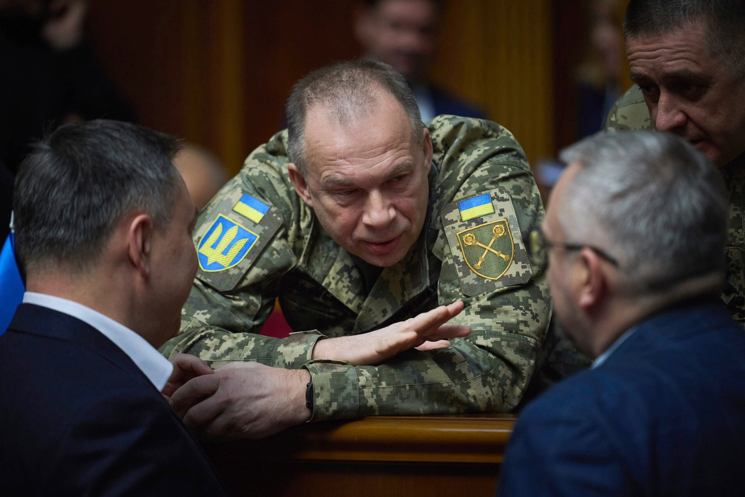 Zelenski releva al jefe del ejército en Ucrania tras seis días de protestas
