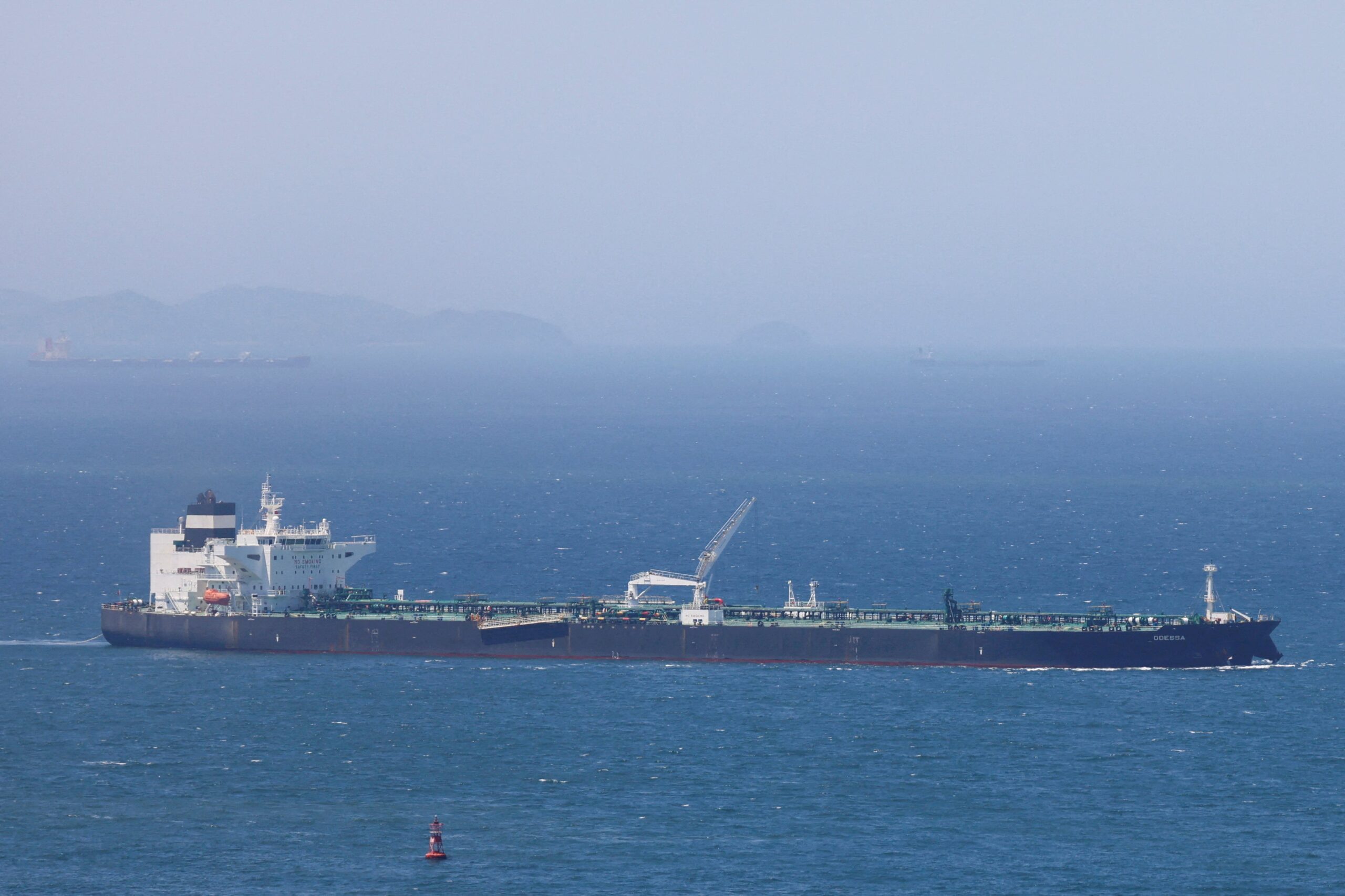 Estados Unidos lanza nuevos golpes contra Irán como represalia por los ataques contra petroleros en Ormuz
