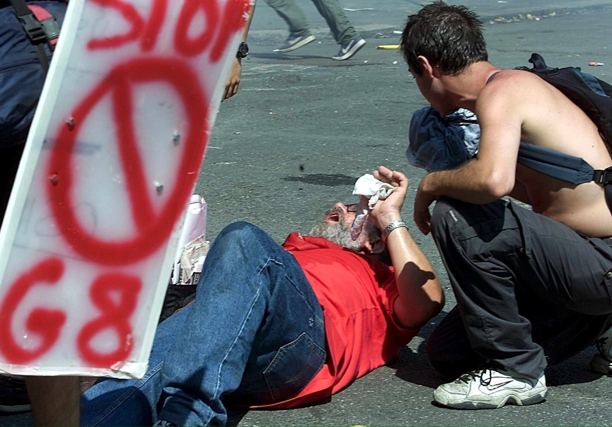 La herida del G-8 de Génova sigue abierta en Italia 25 años después