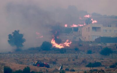 Tres bomberos mueren en Grecia en la extinción de dos incendios