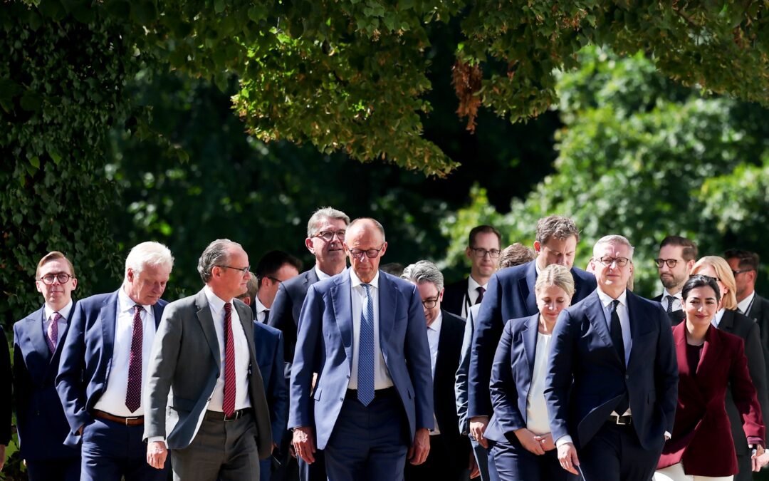 Democristianos y socialdemócratas se conjuran para mantener la coalición con sus líderes en la cuerda floja