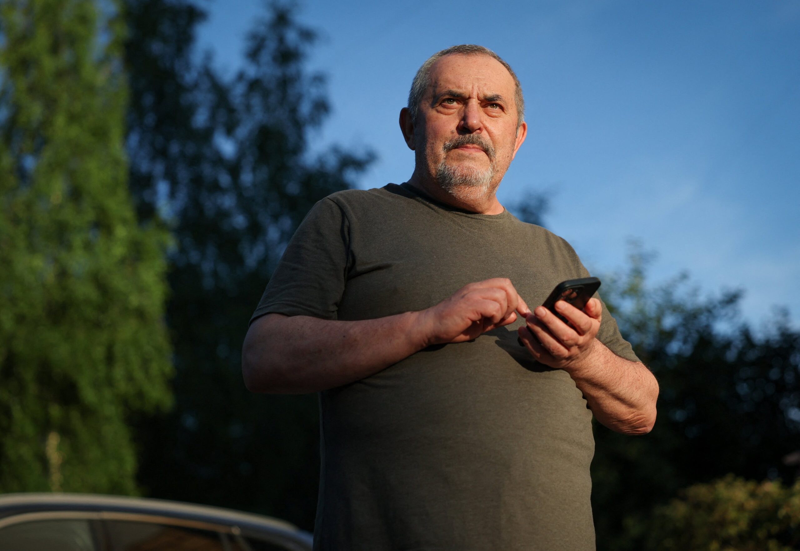 El opositor a Putin Borís Nadezhdin abandona Rusia y aparece en París: “Estoy vivo y libre”