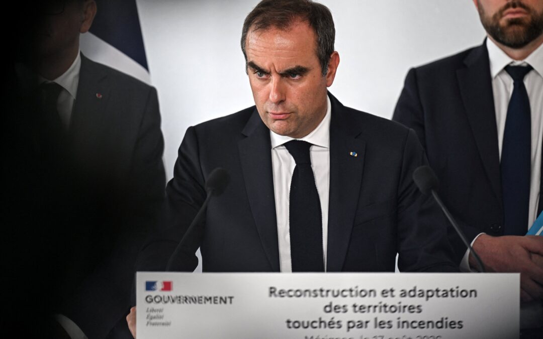Sébastien Lecornu, primer ministro francés, un año al frente de la tormenta política francesa