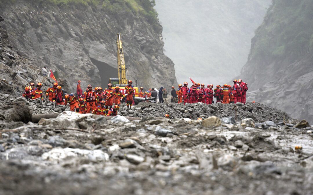 China impone la ley del silencio en Tíbet tras la catástrofe del Himalaya