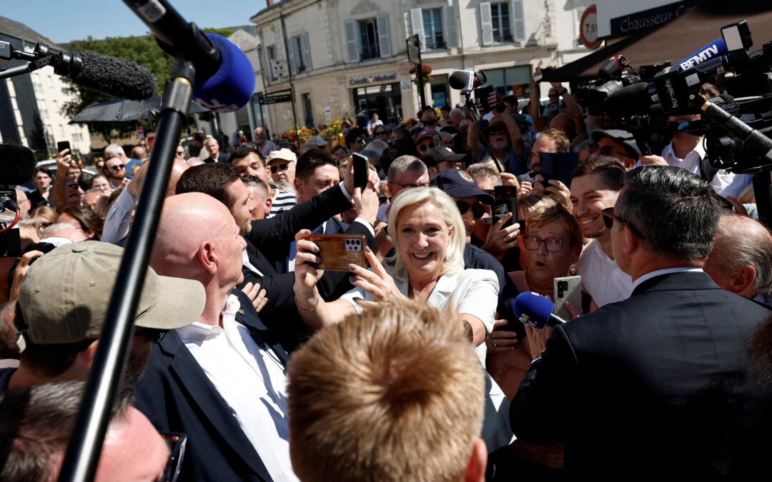 La candidatura de Marine Le Pen a las elecciones presidenciales monopoliza el espacio de la ultraderecha