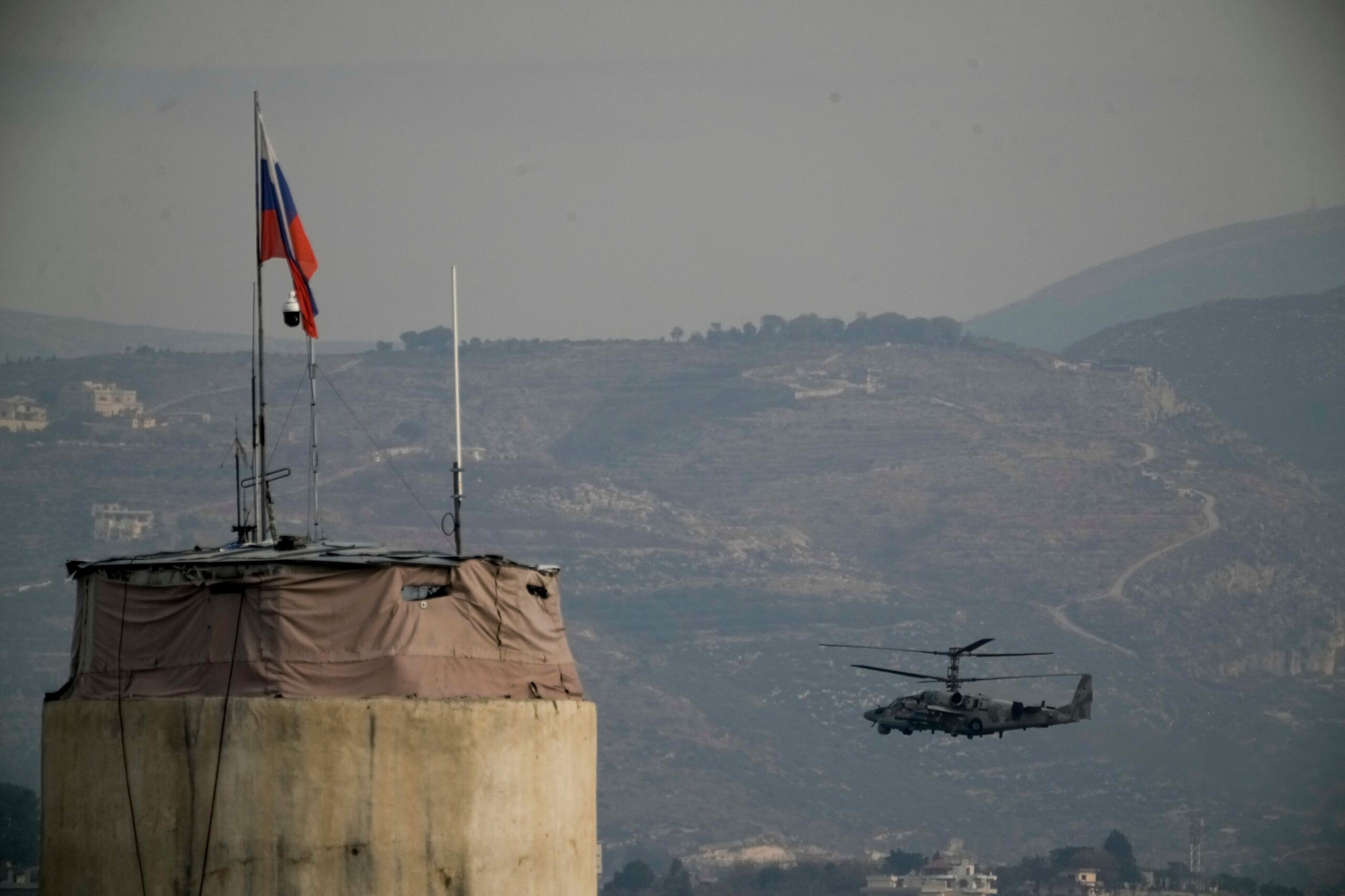 Damasco acuerda con Moscú mantener la presencia rusa en dos bases en el Mediterráneo sirio