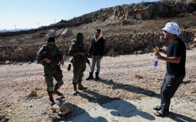 Las casas de Qusra rodeadas por colonos y soldados israelíes: “Me siento en una prisión”
