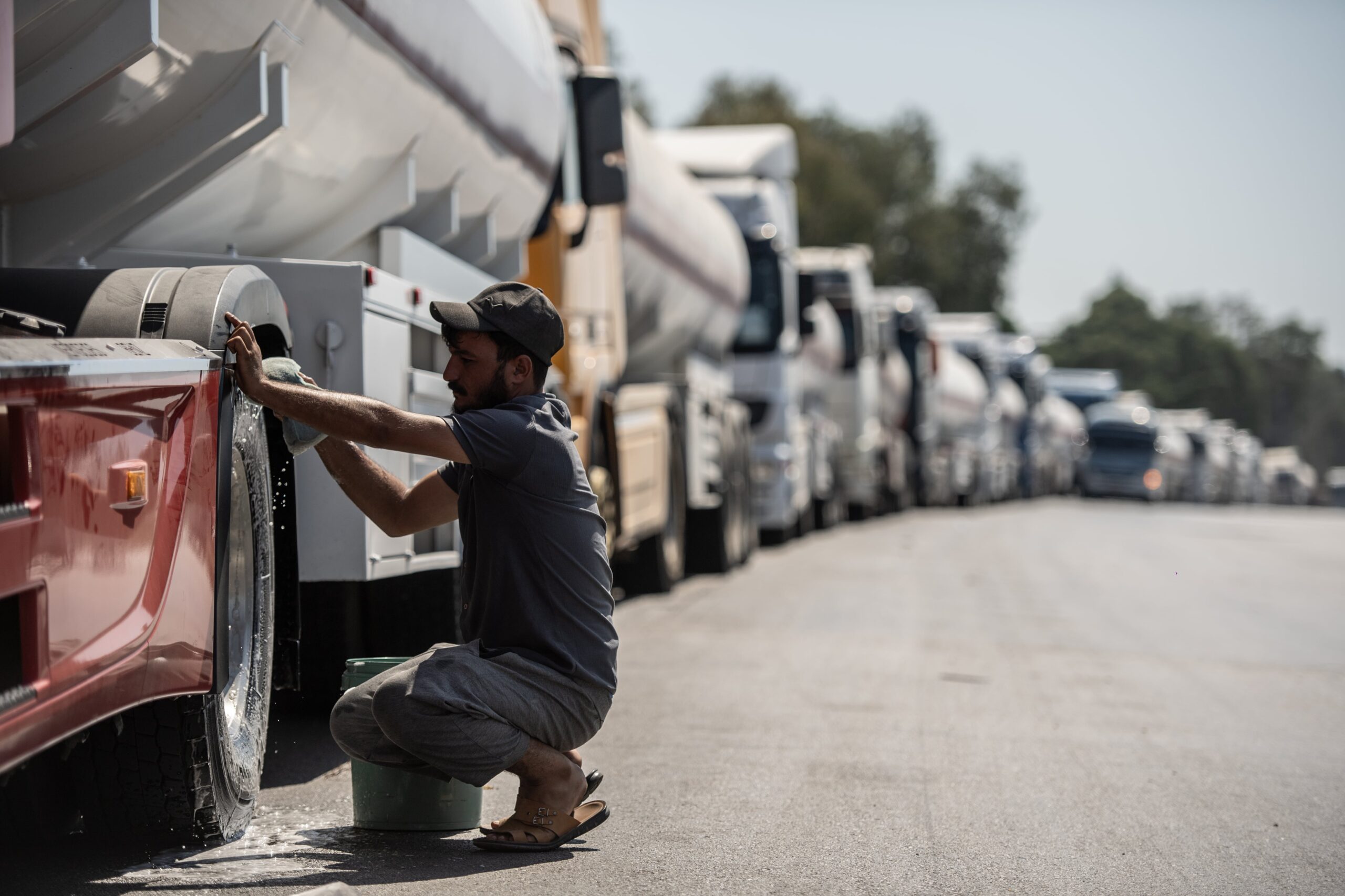 El precio de la gasolina desata protestas en varios países pobres y emergentes