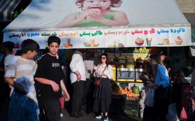 El velo retrocede en Irán, pero el sistema resiste: “Nosotras ya hemos demostrado que podemos luchar”